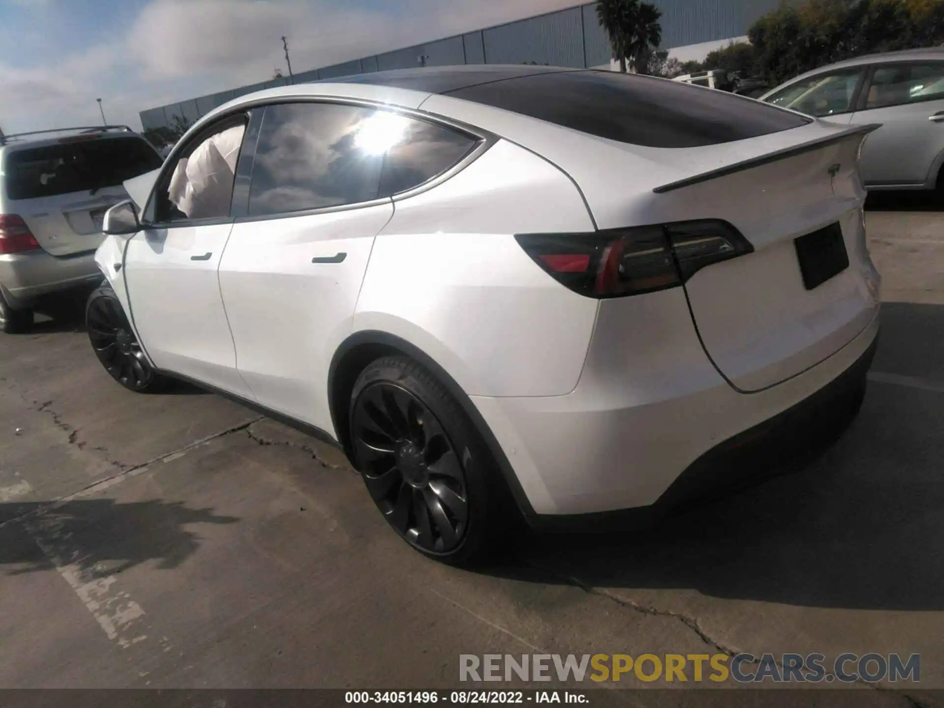 3 Photograph of a damaged car 5YJYGDEF2LF024244 TESLA MODEL Y 2020