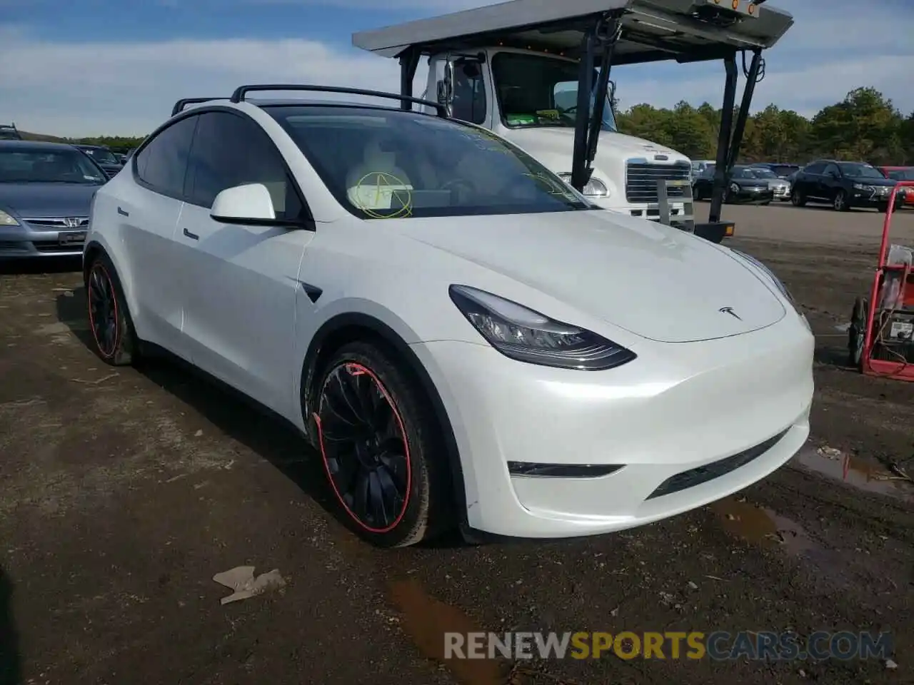 1 Фотография поврежденного автомобиля 5YJYGDEF2LF025670 TESLA MODEL Y 2020