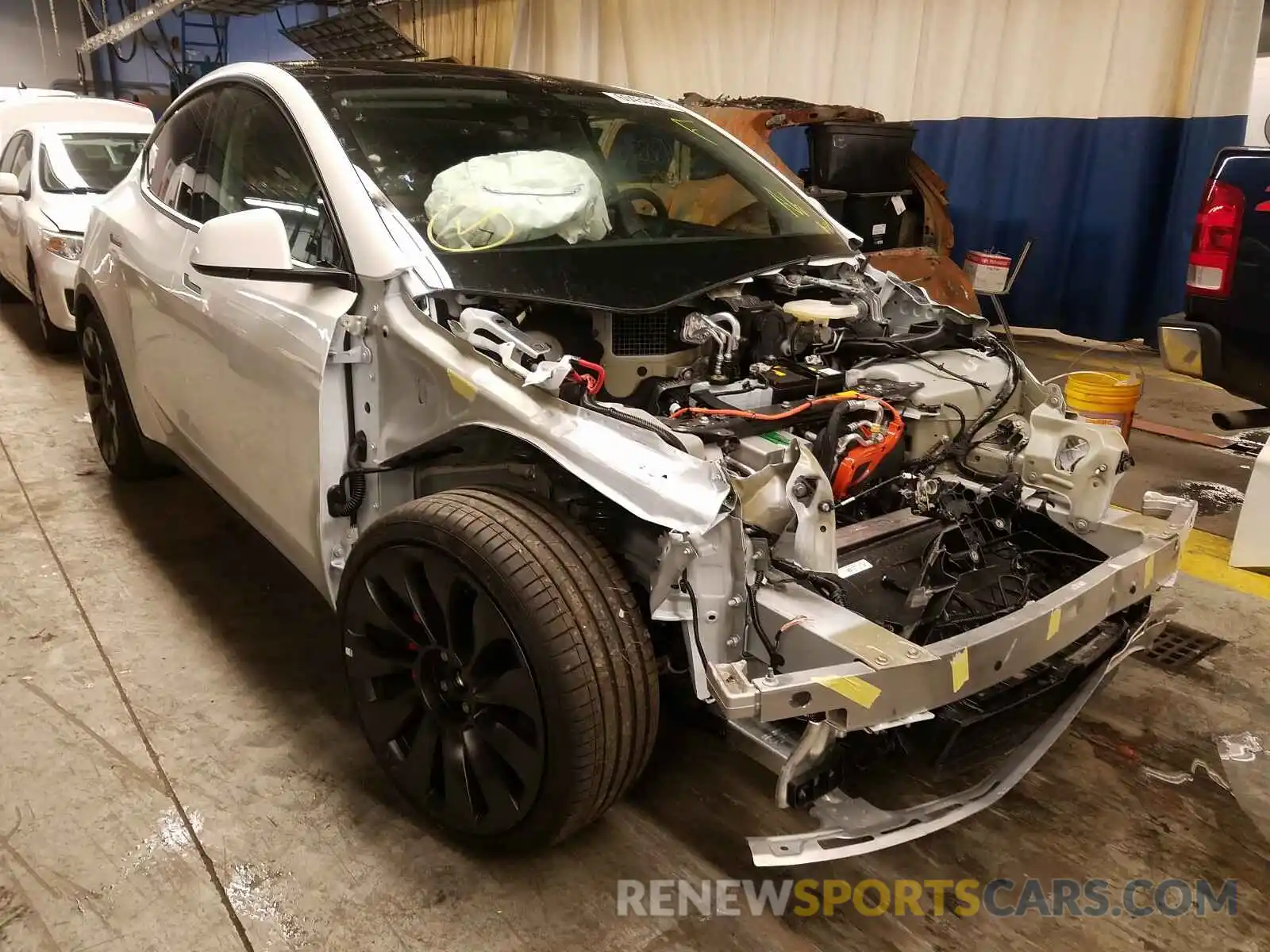 1 Photograph of a damaged car 5YJYGDEF2LF046809 TESLA MODEL Y 2020