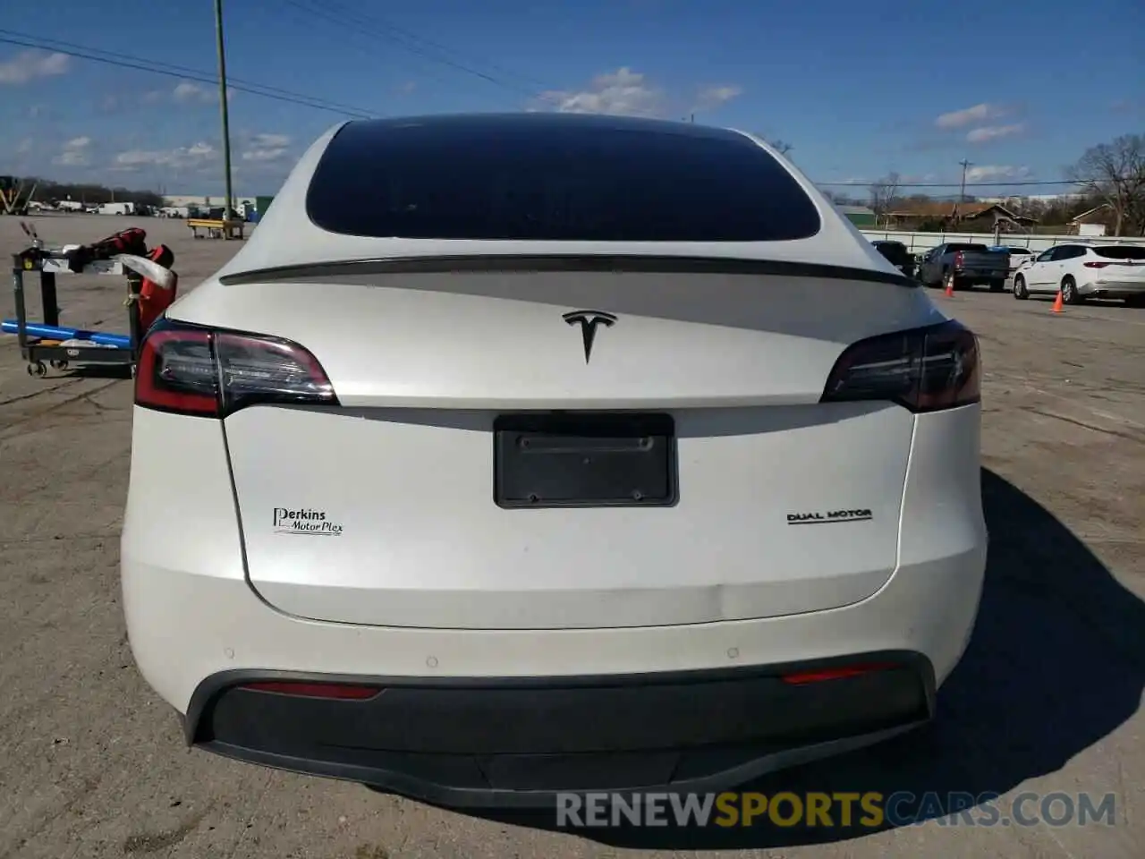 6 Photograph of a damaged car 5YJYGDEF3LF001975 TESLA MODEL Y 2020