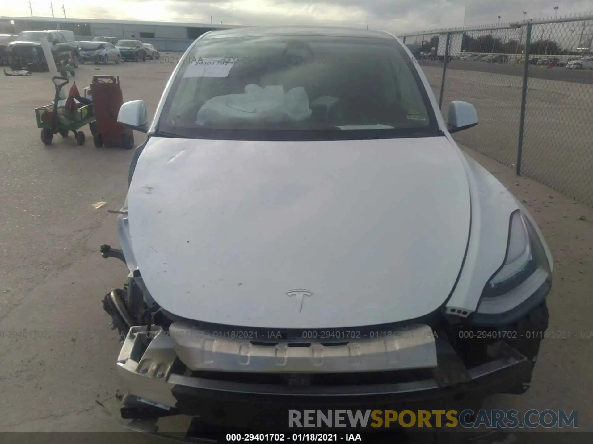 10 Photograph of a damaged car 5YJYGDEF3LF003063 TESLA MODEL Y 2020