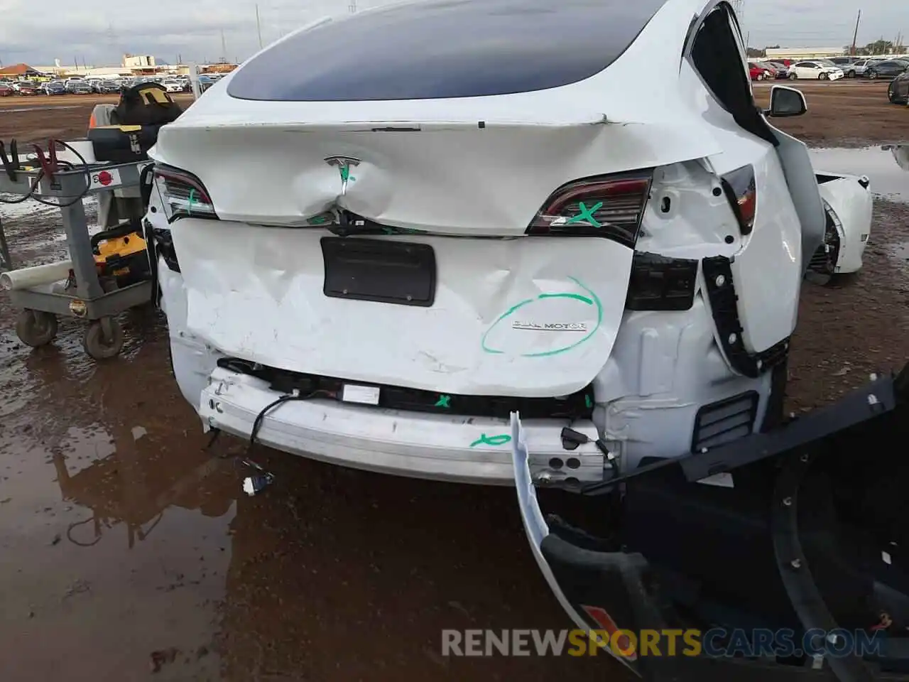 9 Photograph of a damaged car 5YJYGDEF3LF003483 TESLA MODEL Y 2020