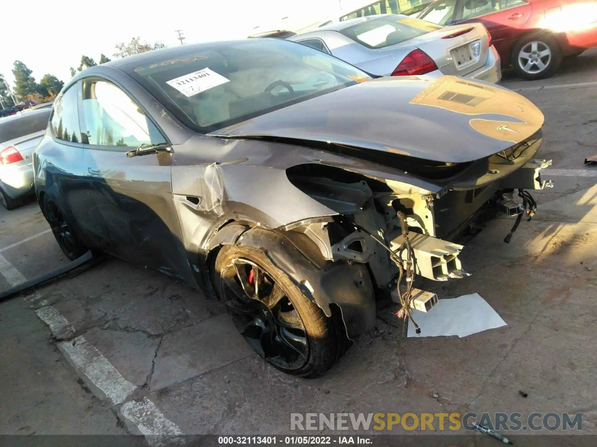 1 Photograph of a damaged car 5YJYGDEF3LF013320 TESLA MODEL Y 2020