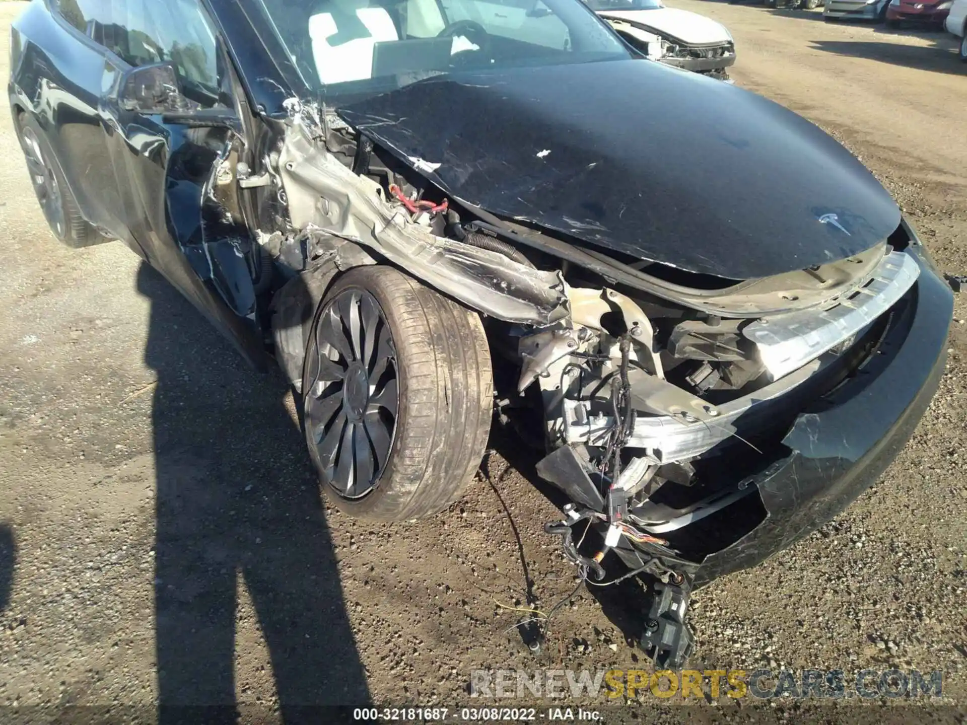 6 Photograph of a damaged car 5YJYGDEF3LF021692 TESLA MODEL Y 2020