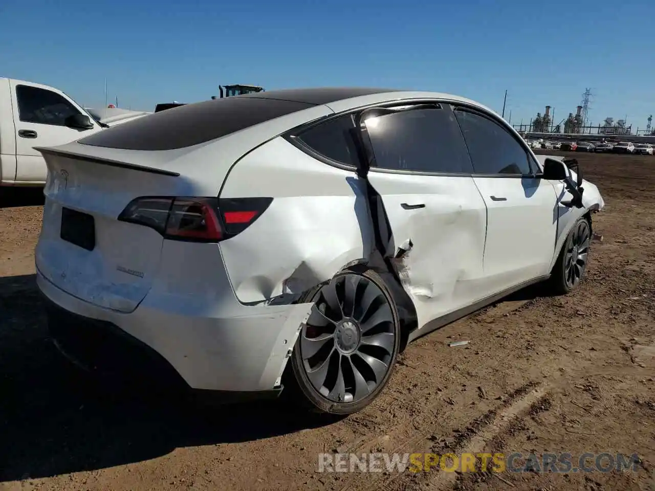 3 Photograph of a damaged car 5YJYGDEF3LF034832 TESLA MODEL Y 2020