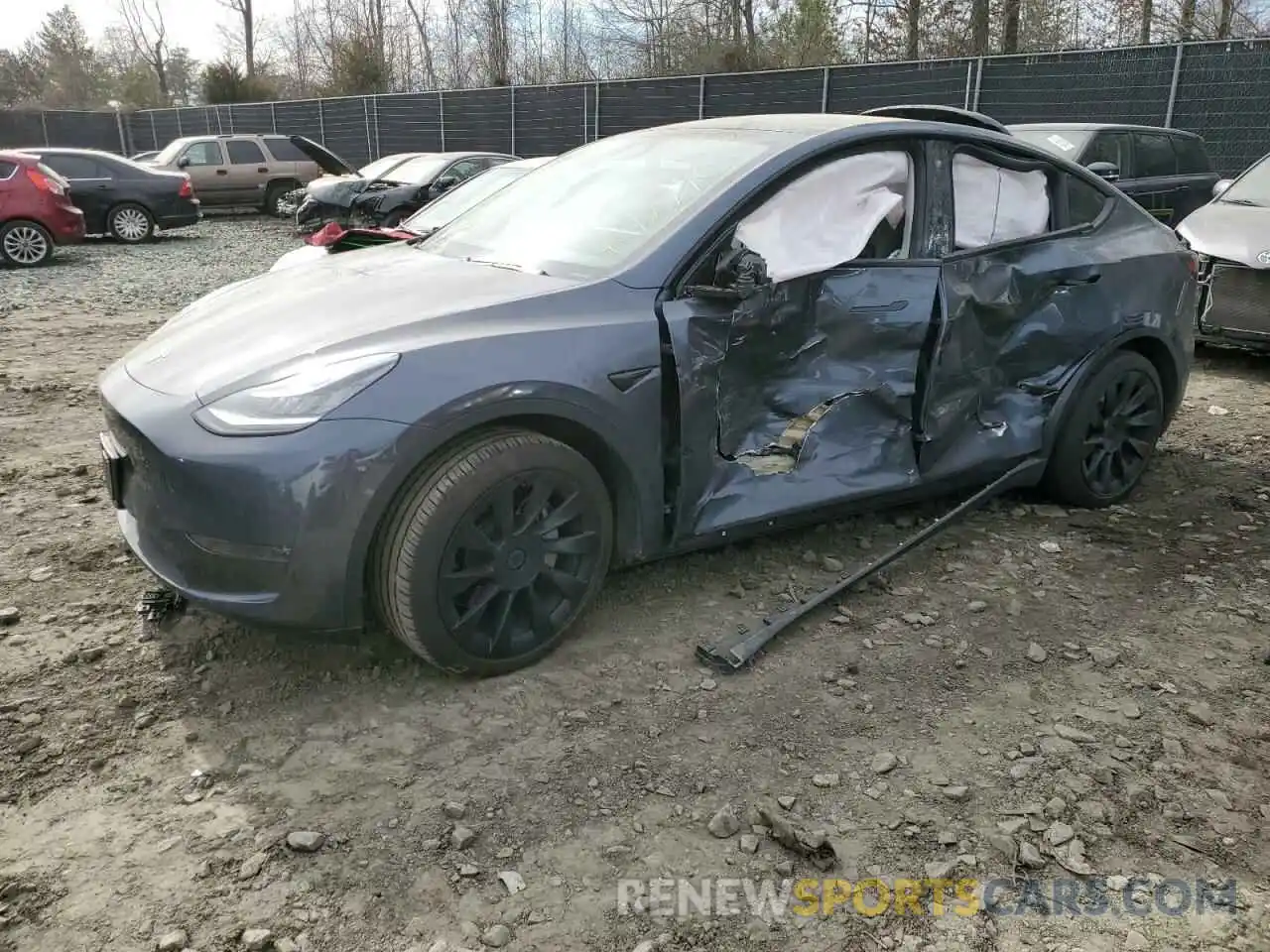 1 Photograph of a damaged car 5YJYGDEF4LF002522 TESLA MODEL Y 2020