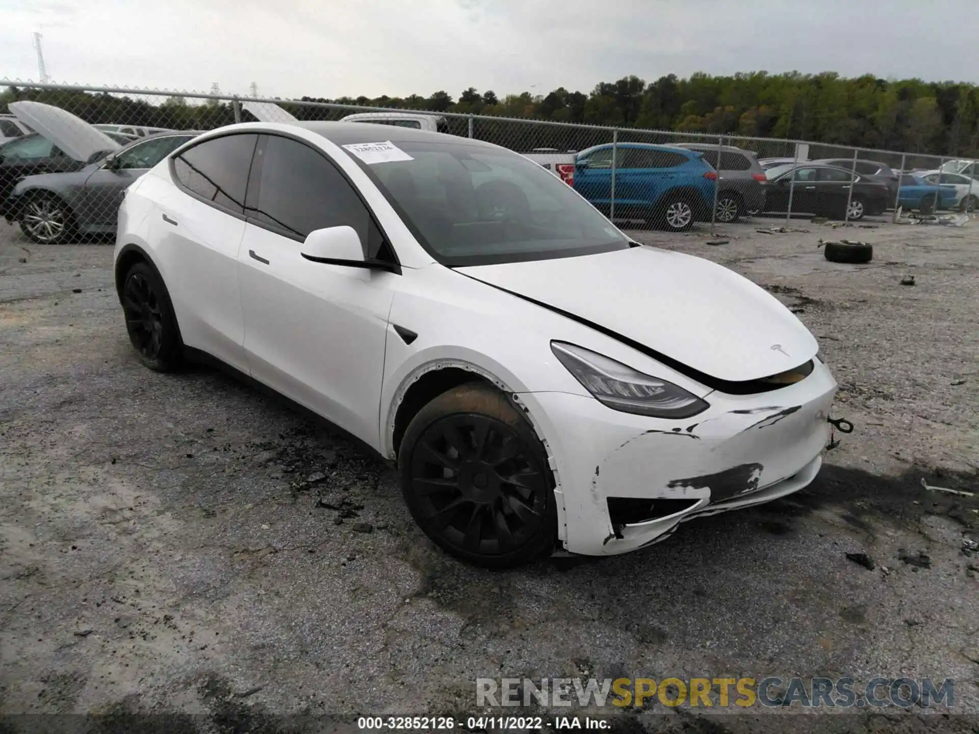 1 Photograph of a damaged car 5YJYGDEF4LF002617 TESLA MODEL Y 2020