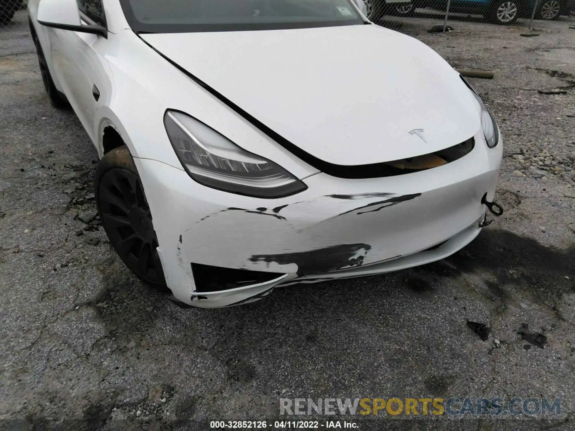 6 Photograph of a damaged car 5YJYGDEF4LF002617 TESLA MODEL Y 2020