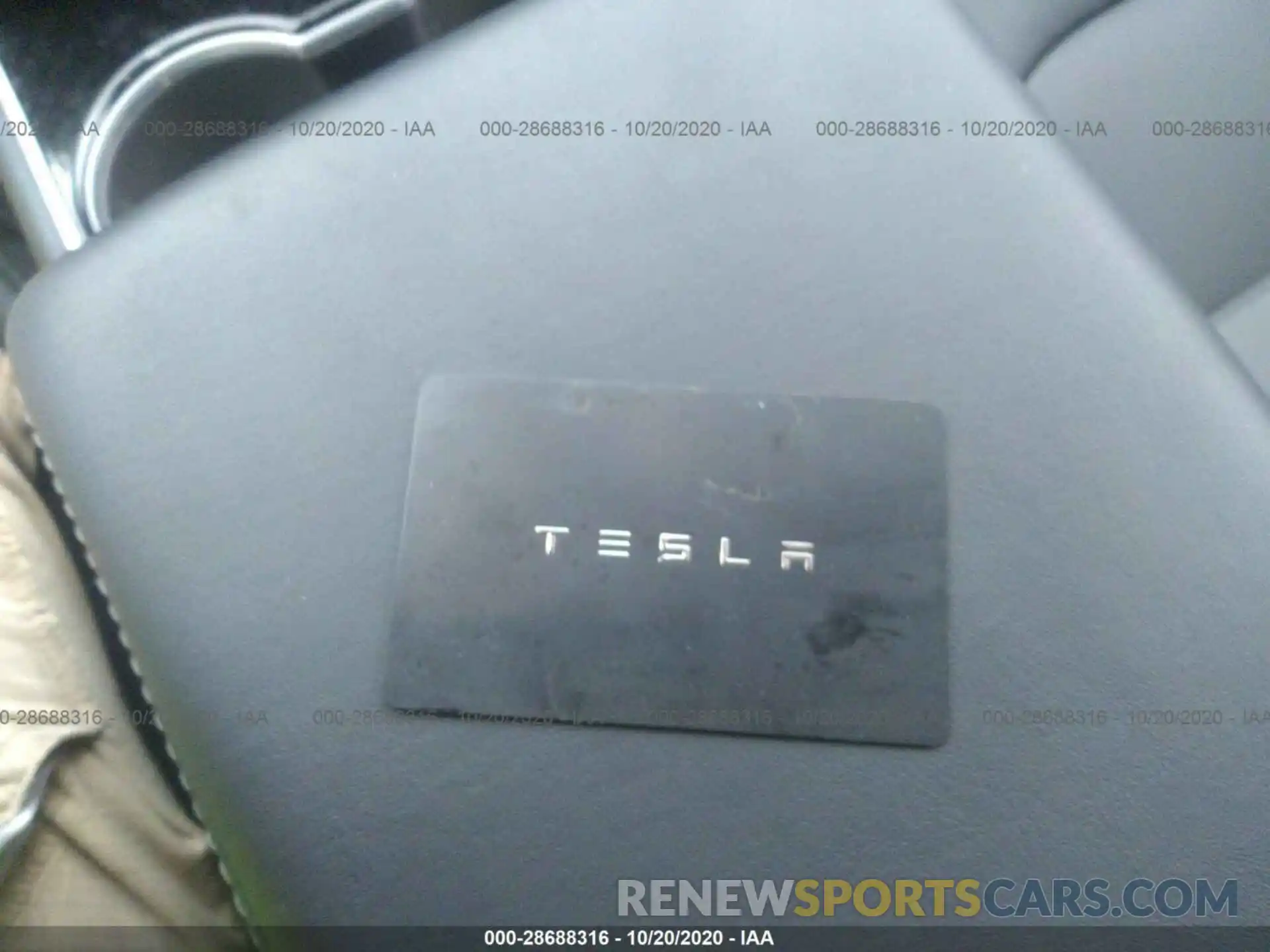 11 Photograph of a damaged car 5YJYGDEF4LF005551 TESLA MODEL Y 2020