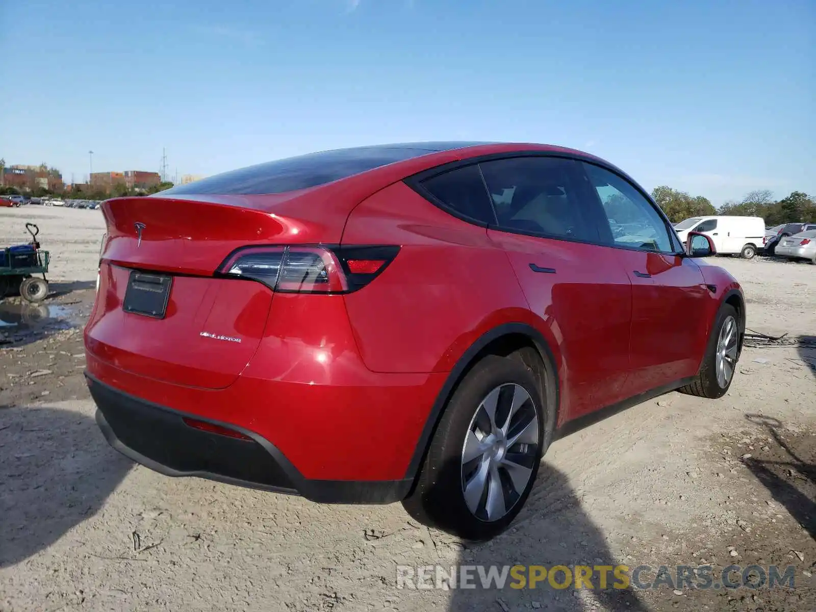 4 Photograph of a damaged car 5YJYGDEF4LF006327 TESLA MODEL Y 2020