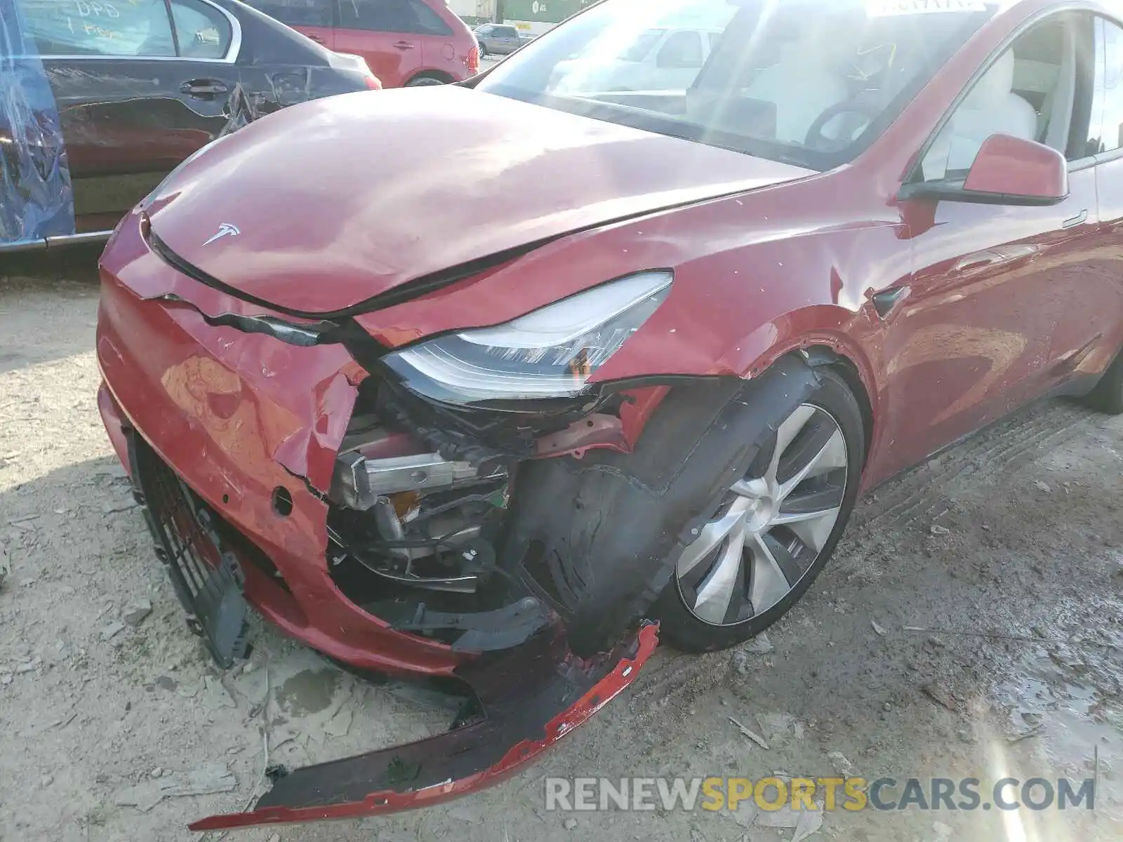 9 Photograph of a damaged car 5YJYGDEF4LF006327 TESLA MODEL Y 2020