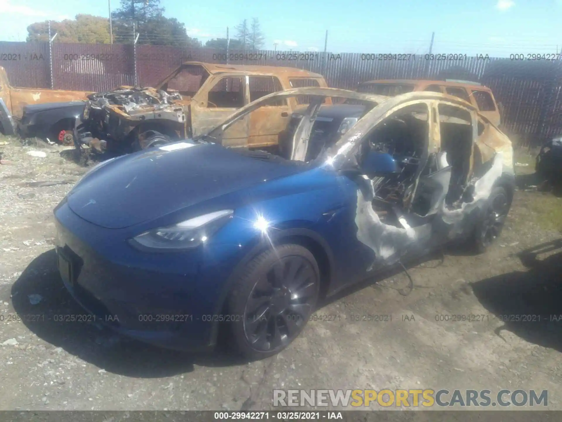 2 Photograph of a damaged car 5YJYGDEF4LF010863 TESLA MODEL Y 2020