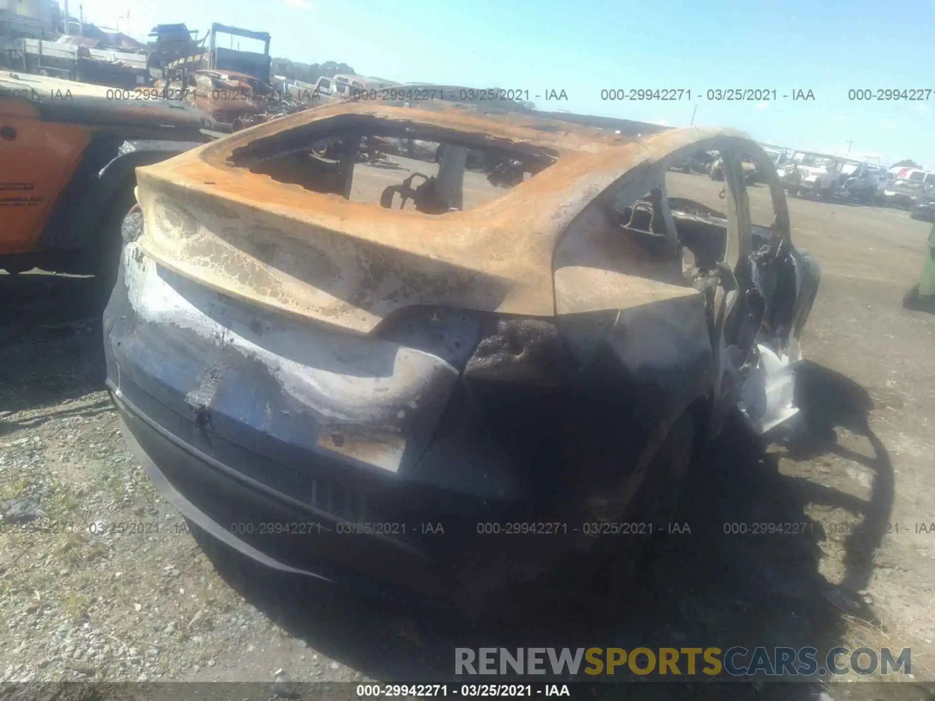 4 Photograph of a damaged car 5YJYGDEF4LF010863 TESLA MODEL Y 2020