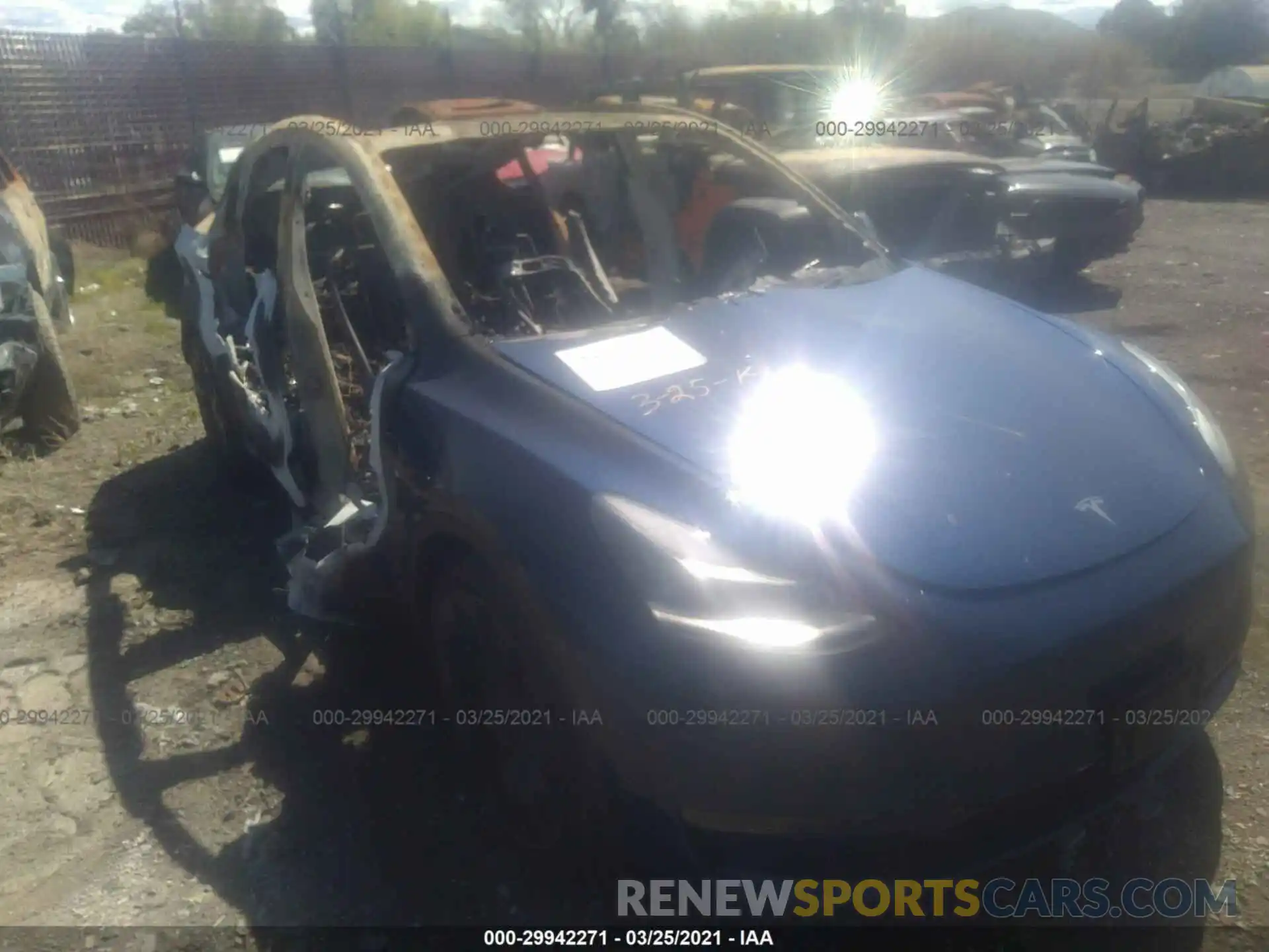 6 Photograph of a damaged car 5YJYGDEF4LF010863 TESLA MODEL Y 2020