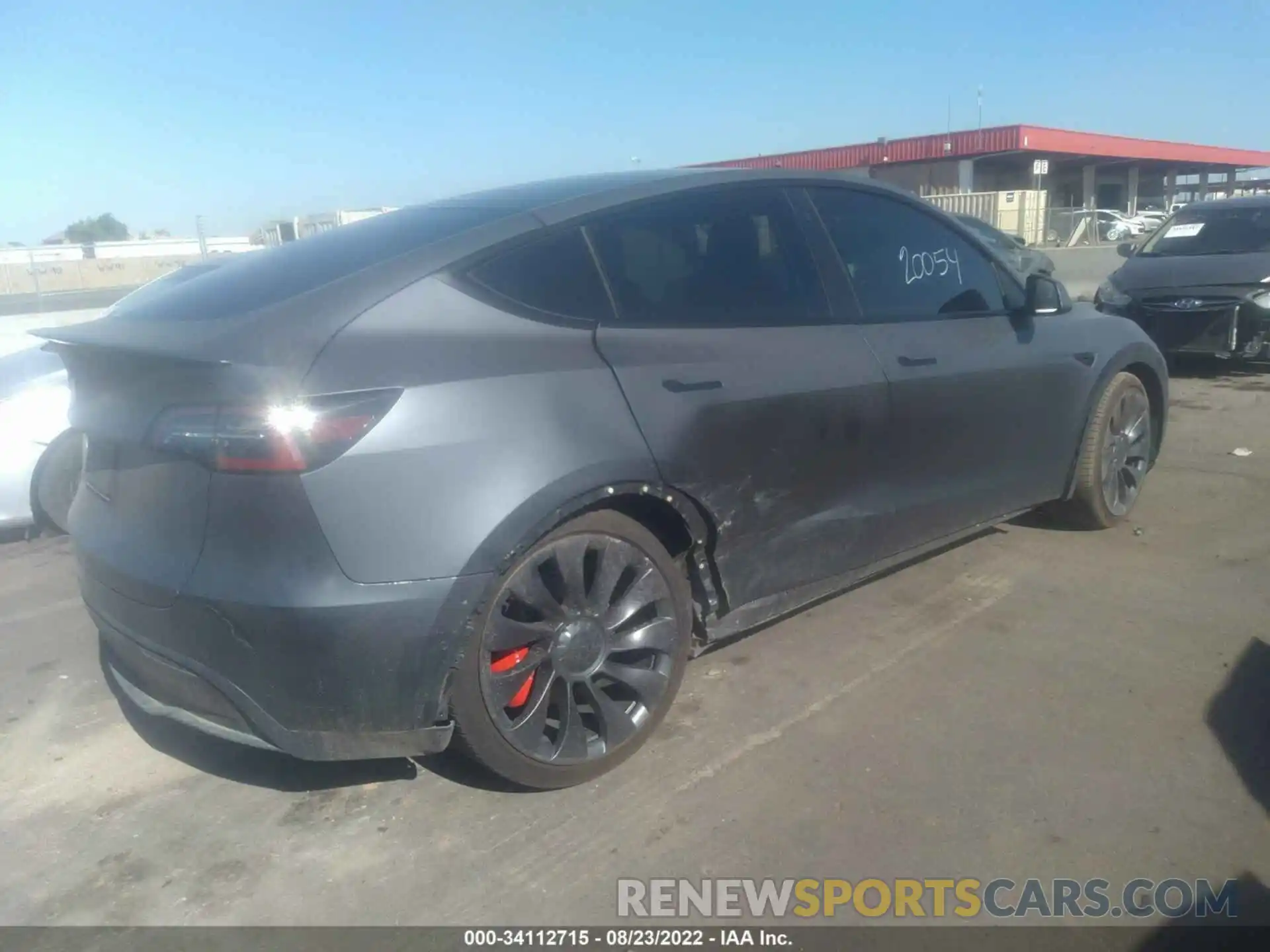 4 Photograph of a damaged car 5YJYGDEF4LF016405 TESLA MODEL Y 2020