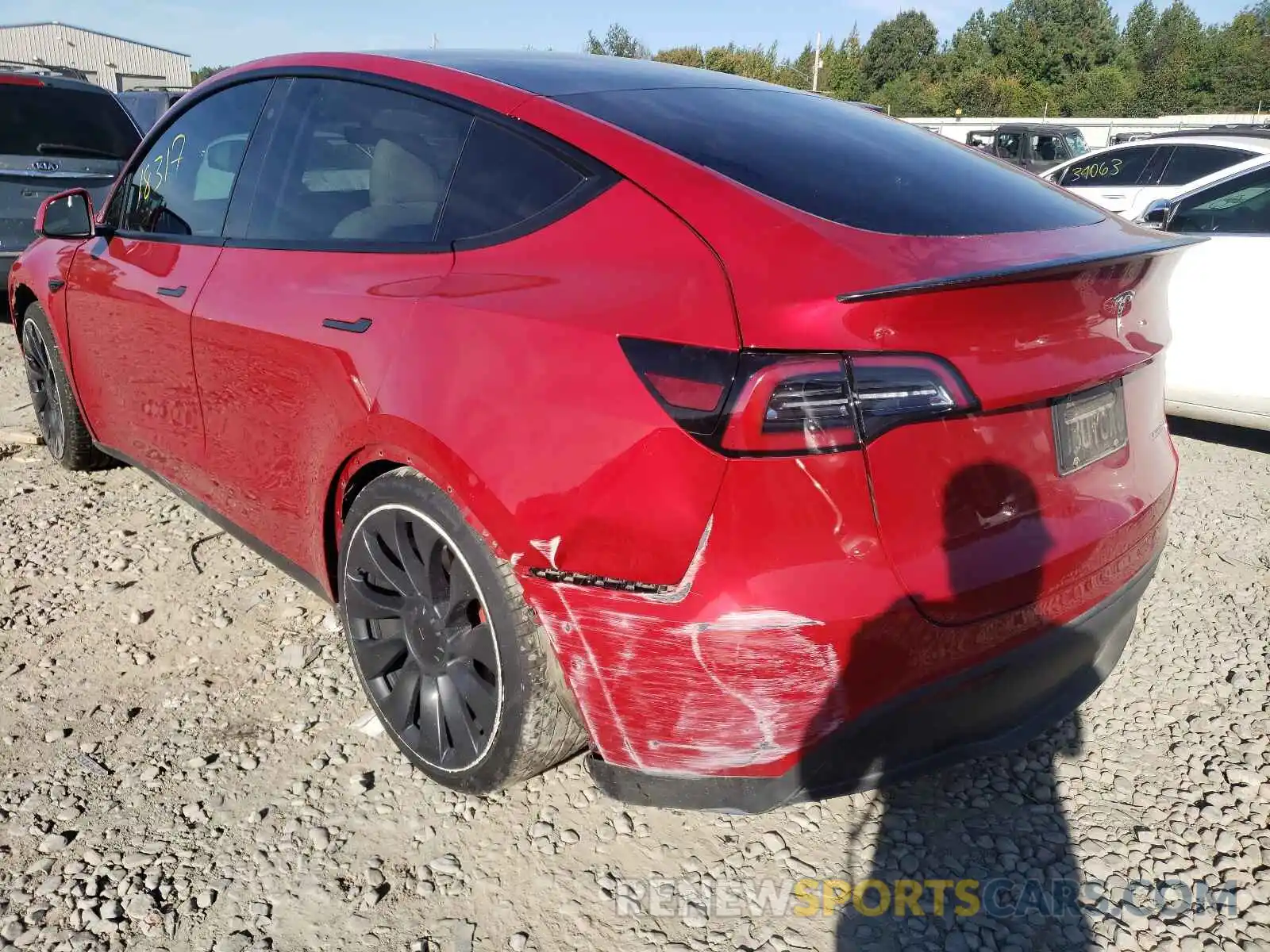 3 Photograph of a damaged car 5YJYGDEF4LF017487 TESLA MODEL Y 2020