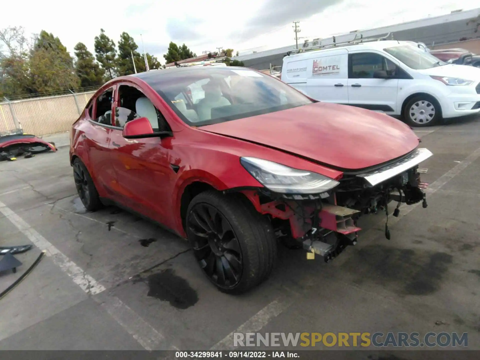 1 Photograph of a damaged car 5YJYGDEF4LF018168 TESLA MODEL Y 2020