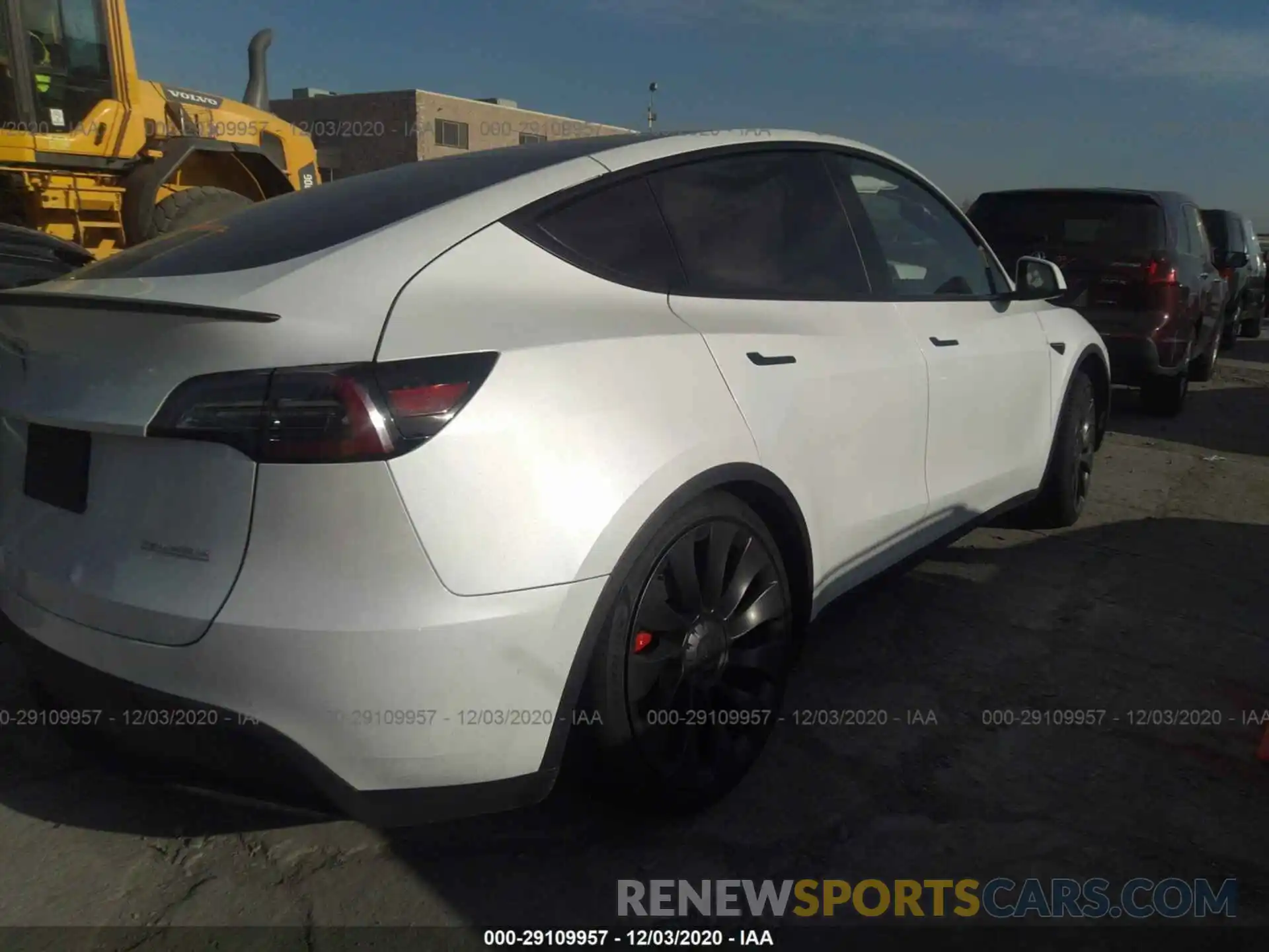 4 Фотография поврежденного автомобиля 5YJYGDEF4LF022737 TESLA MODEL Y 2020