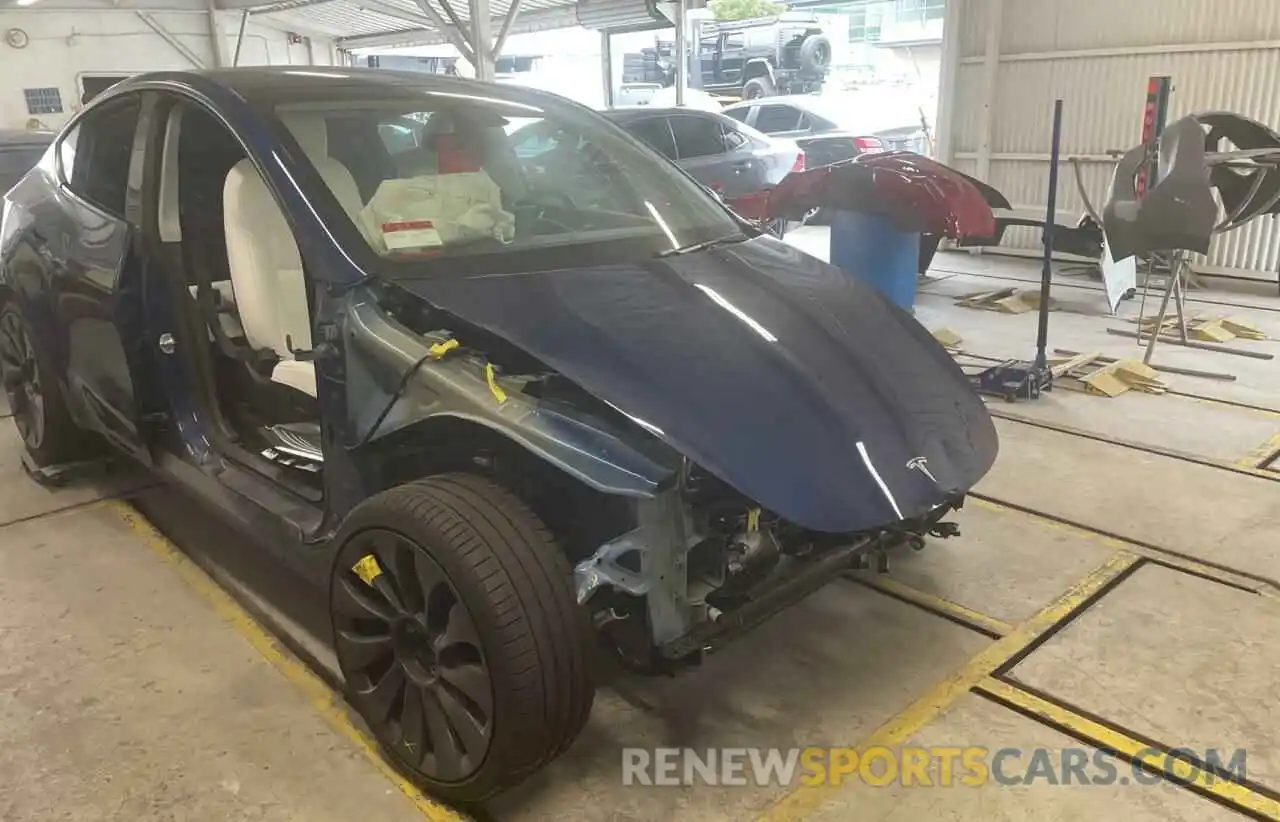 1 Photograph of a damaged car 5YJYGDEF4LF022883 TESLA MODEL Y 2020