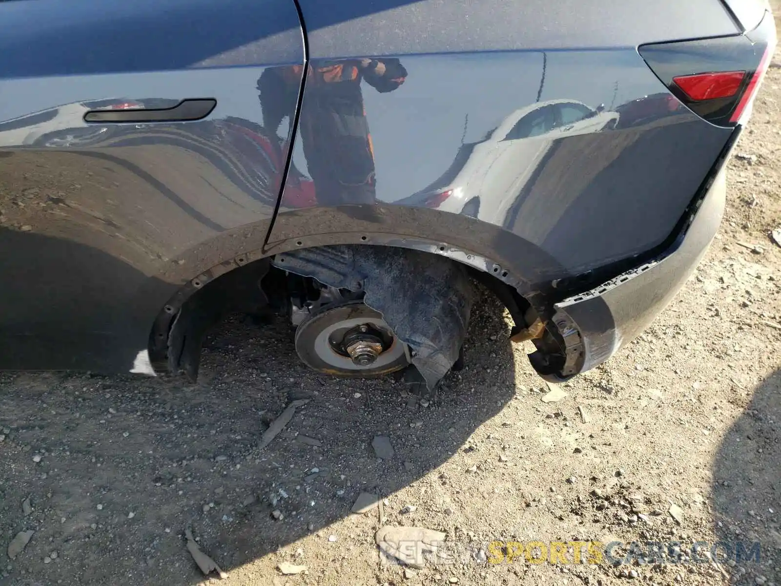 10 Photograph of a damaged car 5YJYGDEF5LF002481 TESLA MODEL Y 2020