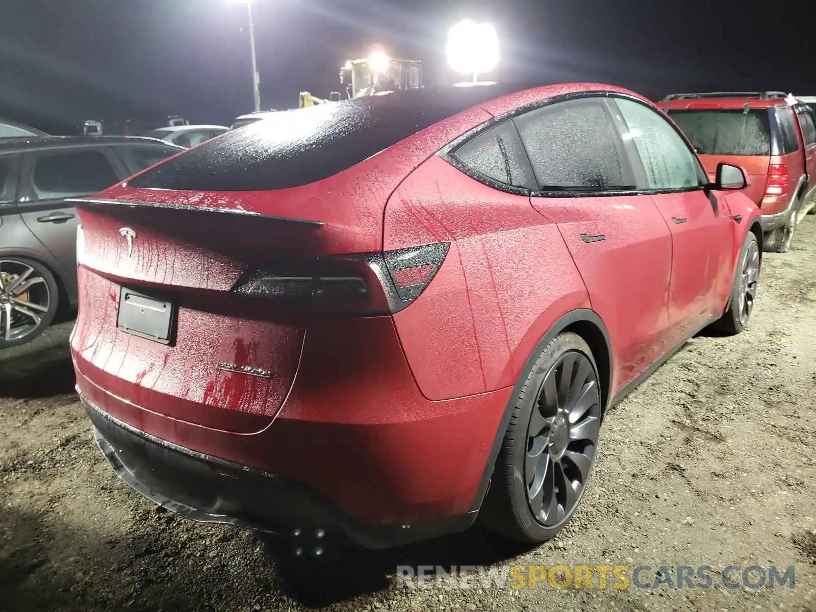 4 Photograph of a damaged car 5YJYGDEF5LF011567 TESLA MODEL Y 2020