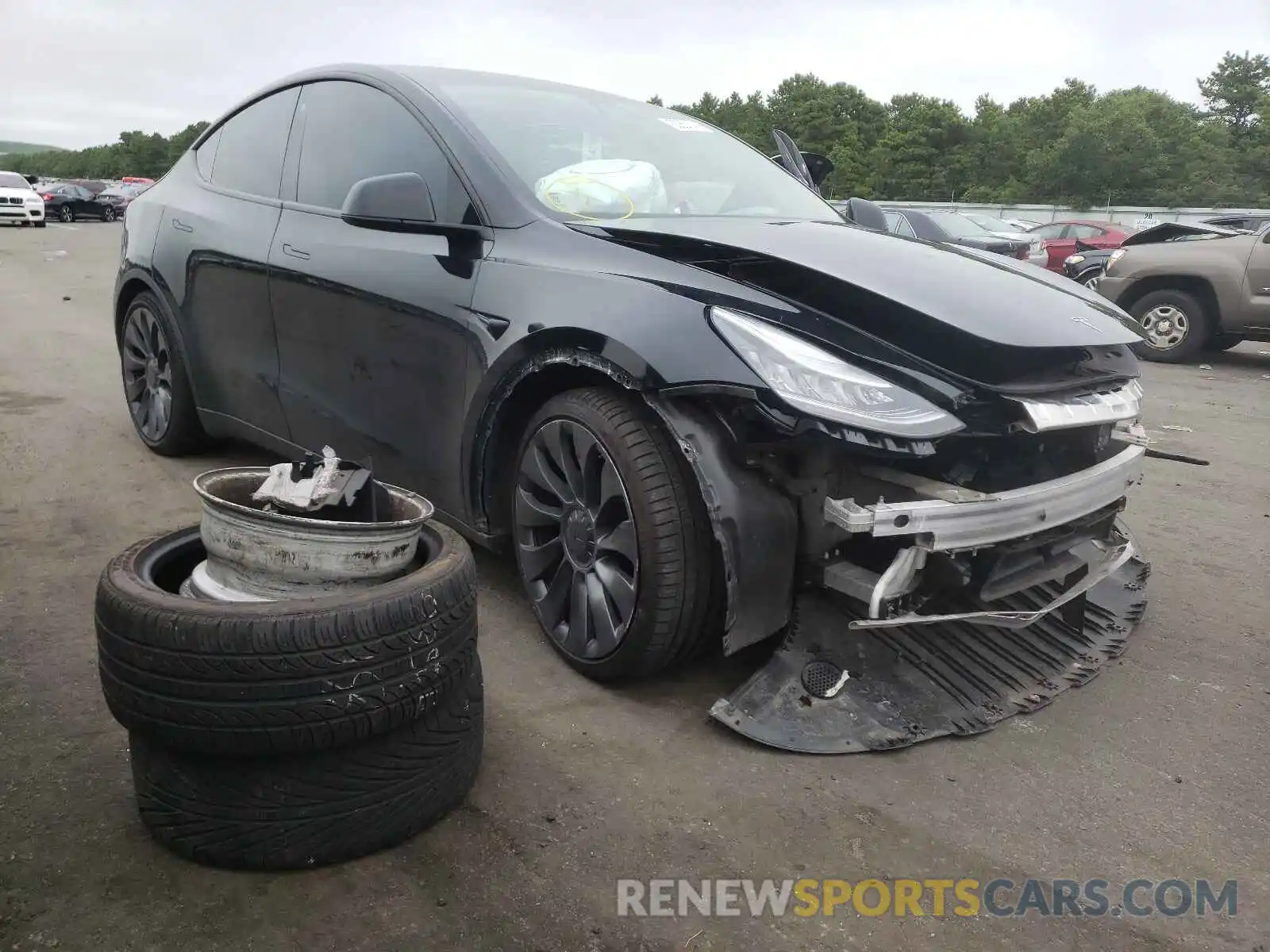 1 Photograph of a damaged car 5YJYGDEF5LF012153 TESLA MODEL Y 2020