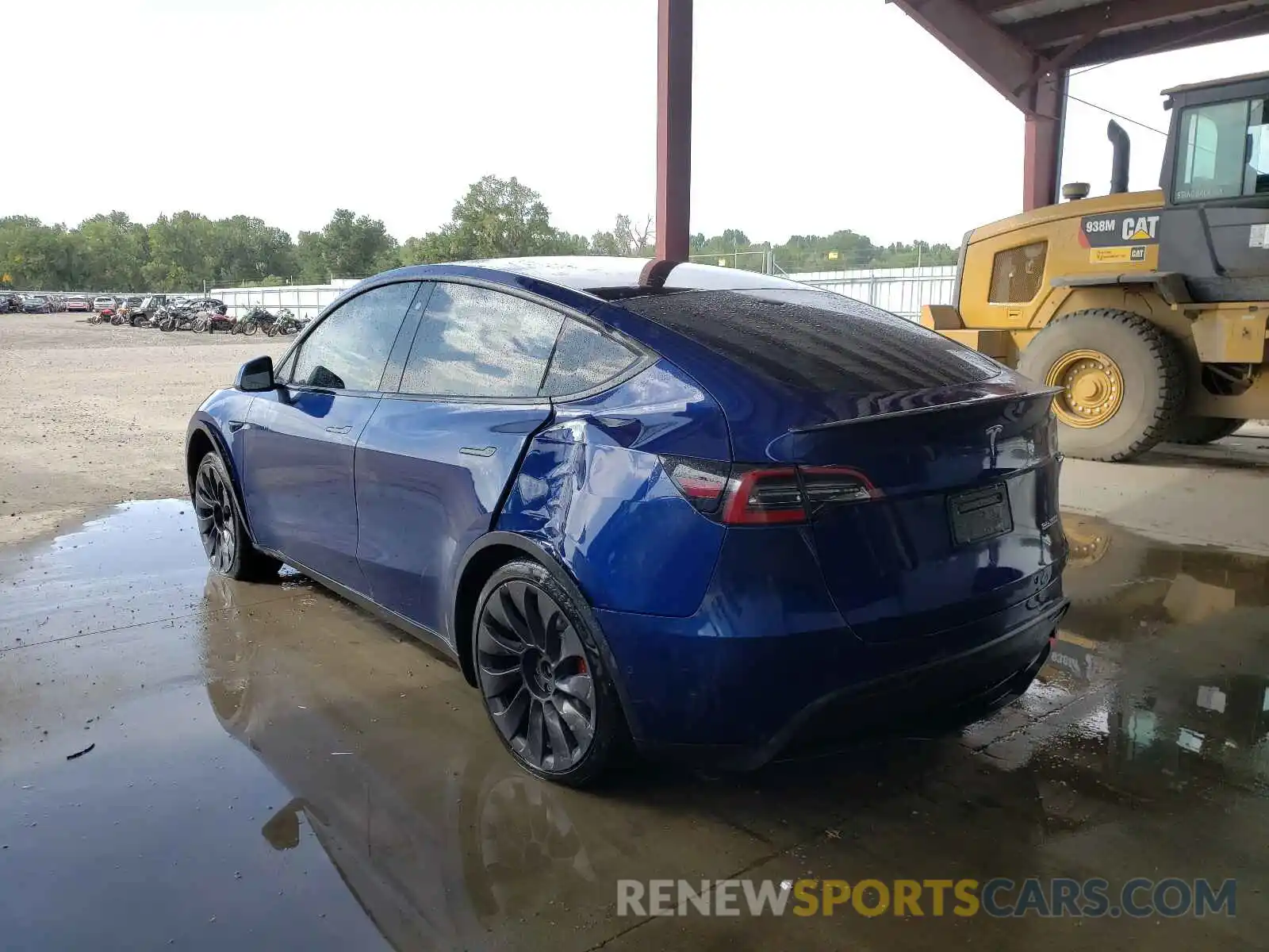 3 Photograph of a damaged car 5YJYGDEF5LF022942 TESLA MODEL Y 2020