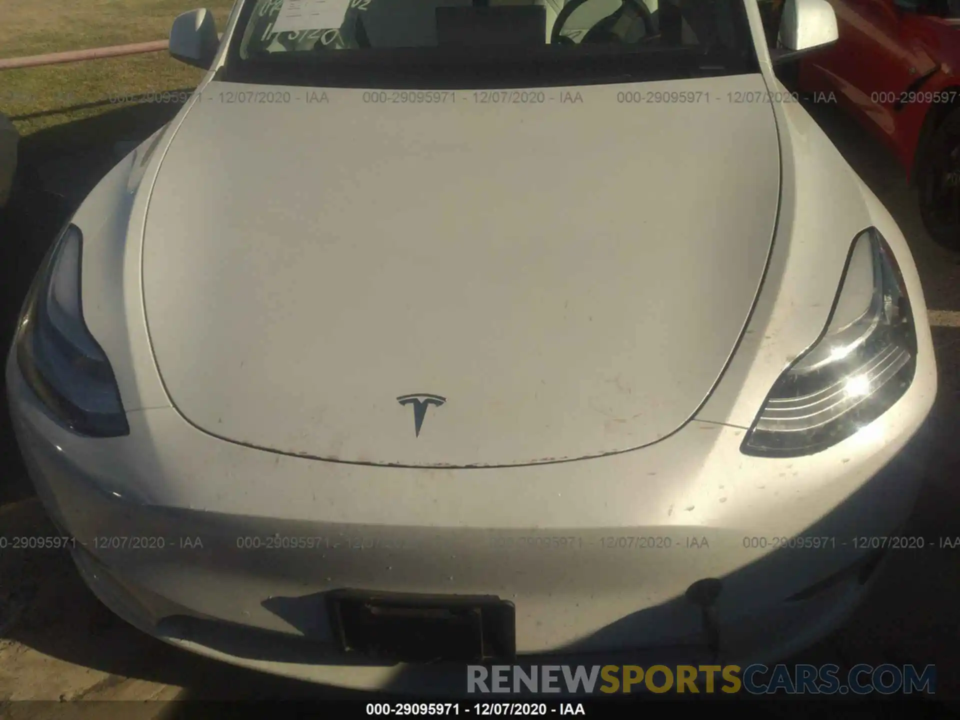 10 Photograph of a damaged car 5YJYGDEF6LF011657 TESLA MODEL Y 2020