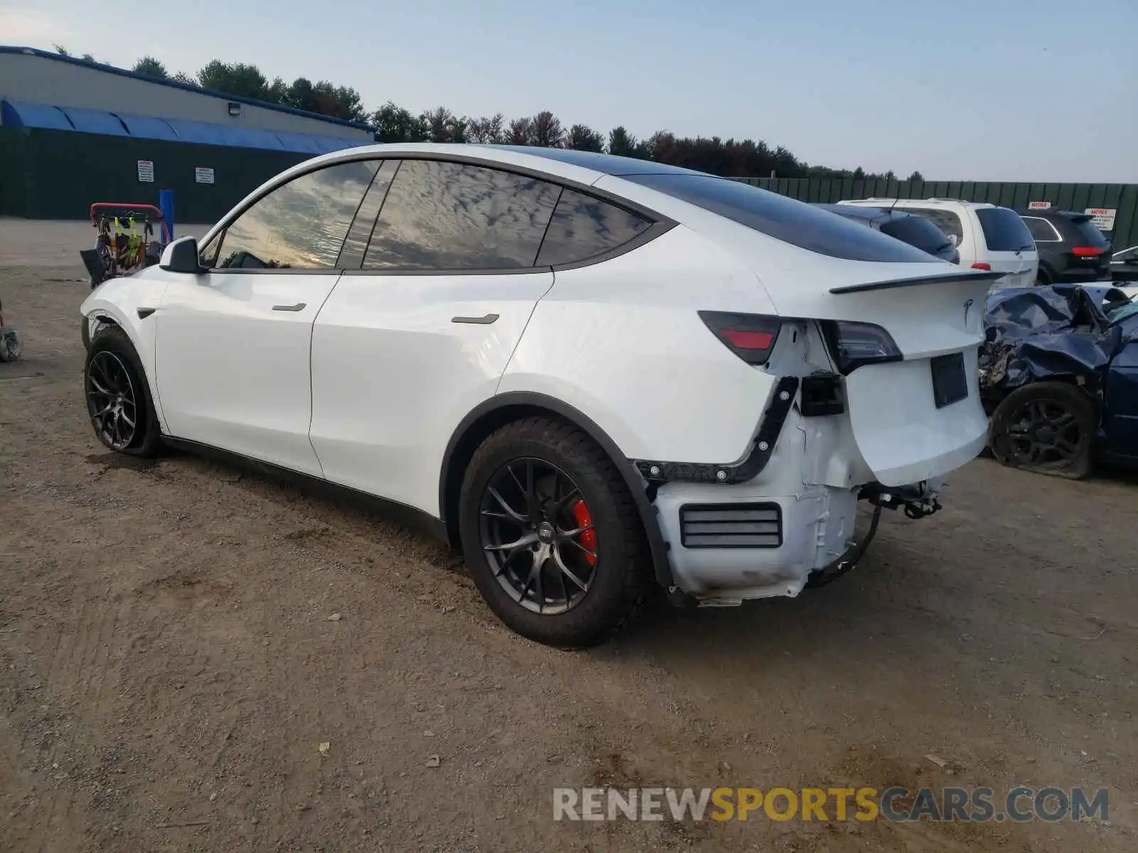 3 Photograph of a damaged car 5YJYGDEF6LF033769 TESLA MODEL Y 2020