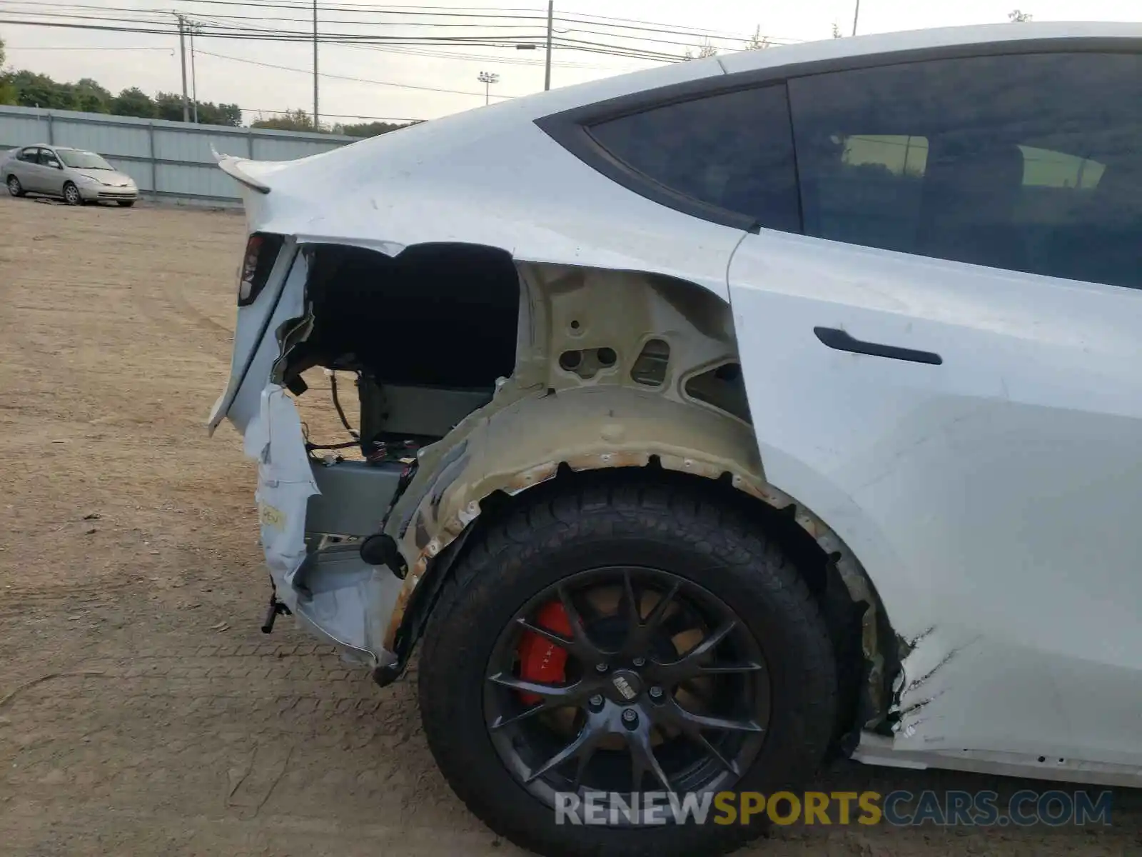 9 Photograph of a damaged car 5YJYGDEF6LF033769 TESLA MODEL Y 2020