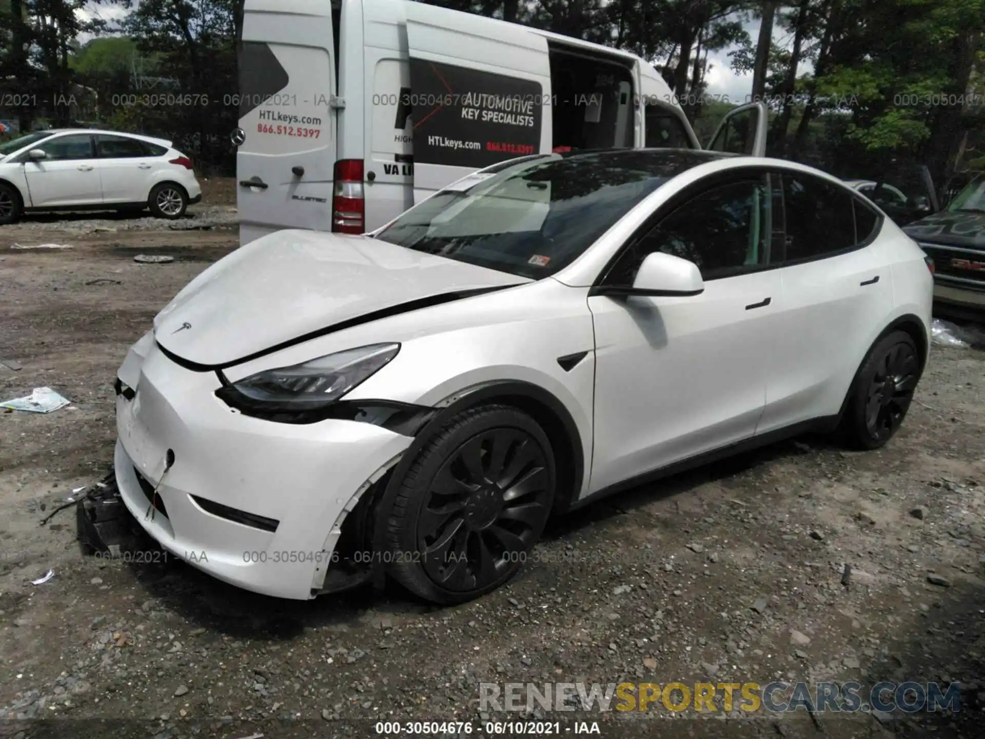 2 Photograph of a damaged car 5YJYGDEF6LF037496 TESLA MODEL Y 2020