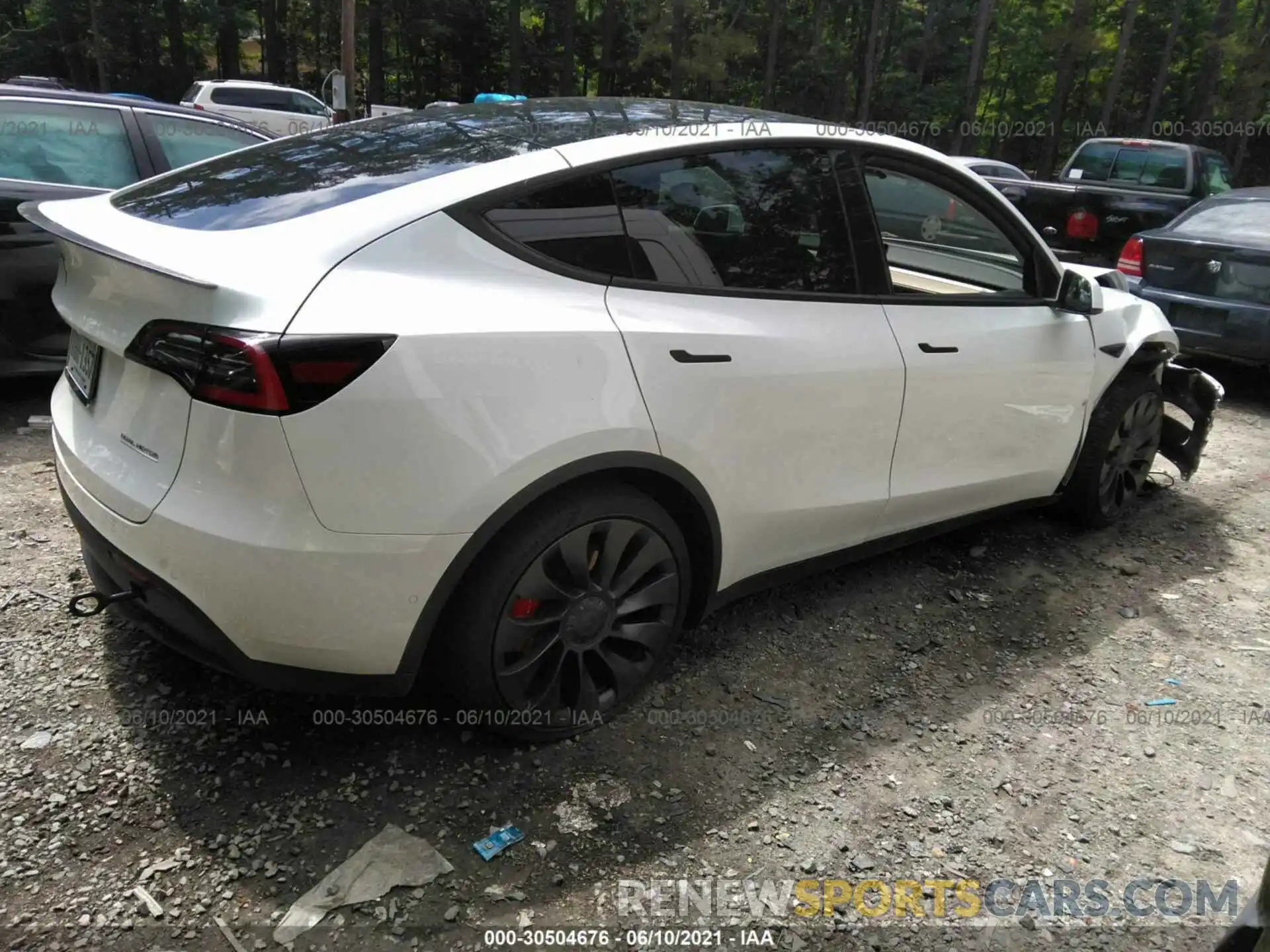 4 Фотография поврежденного автомобиля 5YJYGDEF6LF037496 TESLA MODEL Y 2020