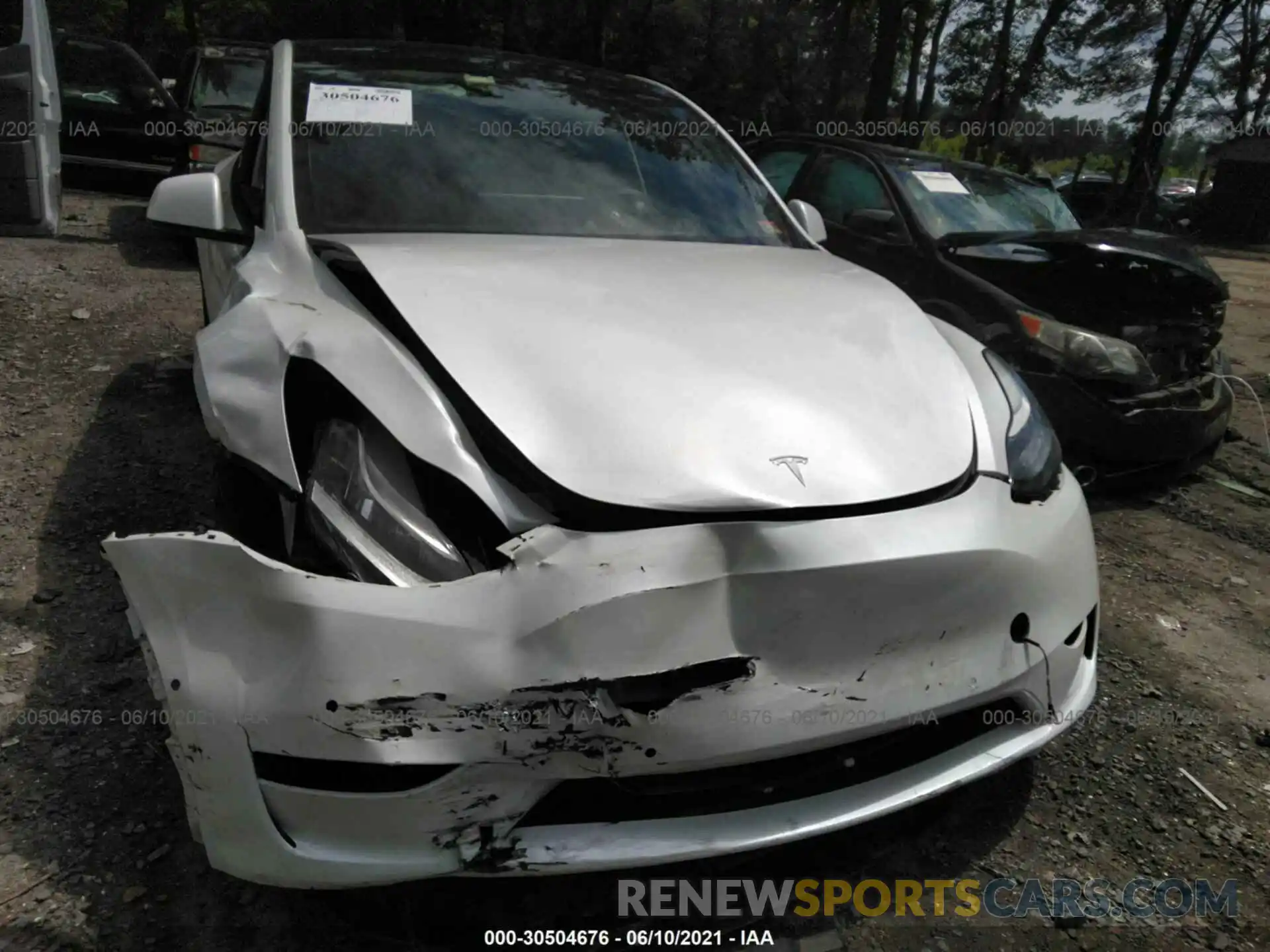 6 Photograph of a damaged car 5YJYGDEF6LF037496 TESLA MODEL Y 2020