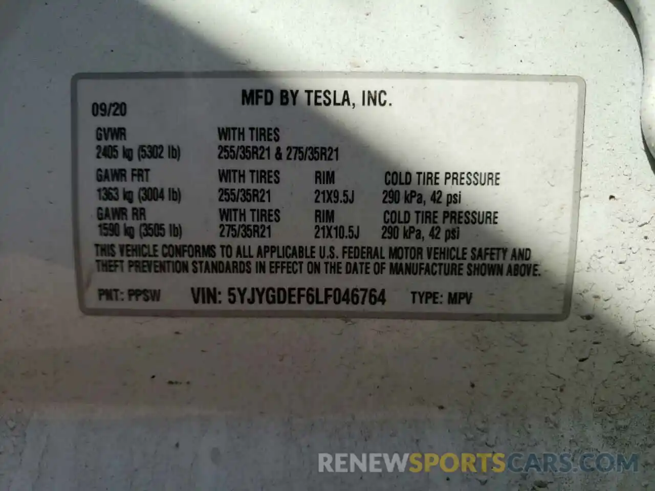 10 Photograph of a damaged car 5YJYGDEF6LF046764 TESLA MODEL Y 2020