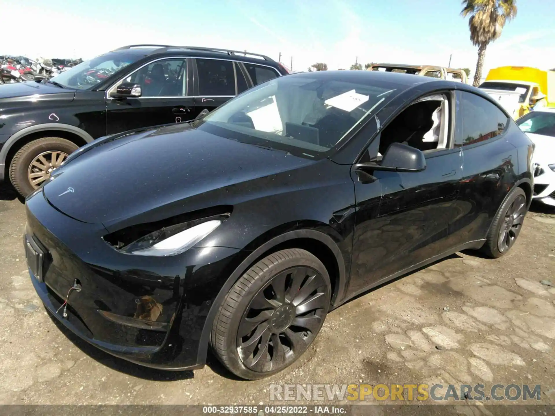 2 Photograph of a damaged car 5YJYGDEF6LF057229 TESLA MODEL Y 2020