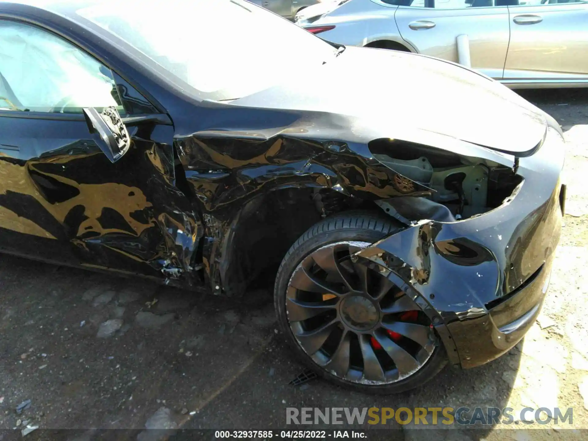 6 Photograph of a damaged car 5YJYGDEF6LF057229 TESLA MODEL Y 2020