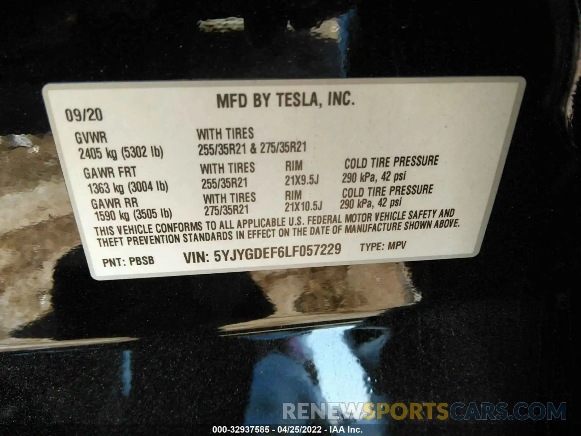 9 Photograph of a damaged car 5YJYGDEF6LF057229 TESLA MODEL Y 2020