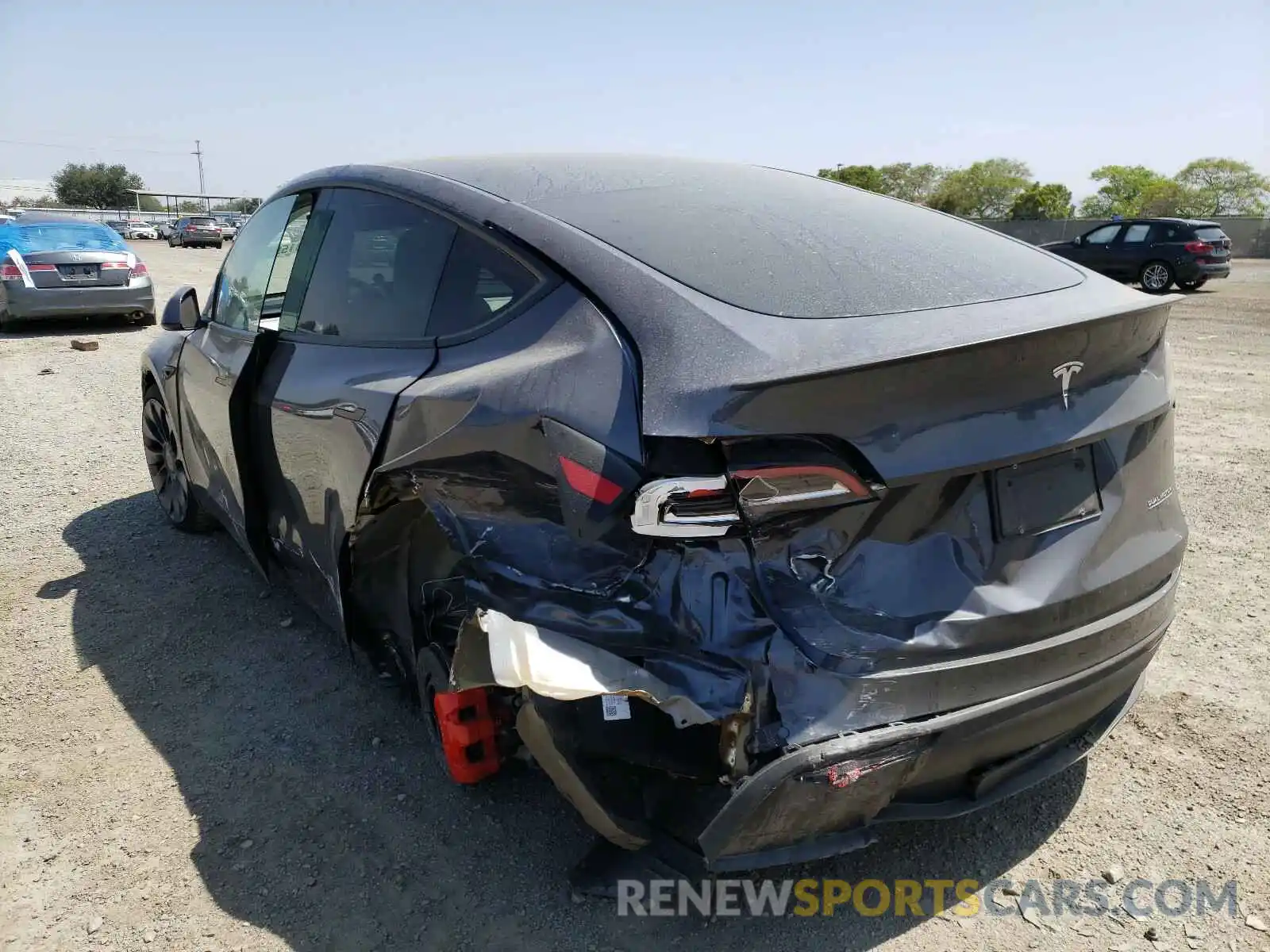 3 Photograph of a damaged car 5YJYGDEF6LF058879 TESLA MODEL Y 2020