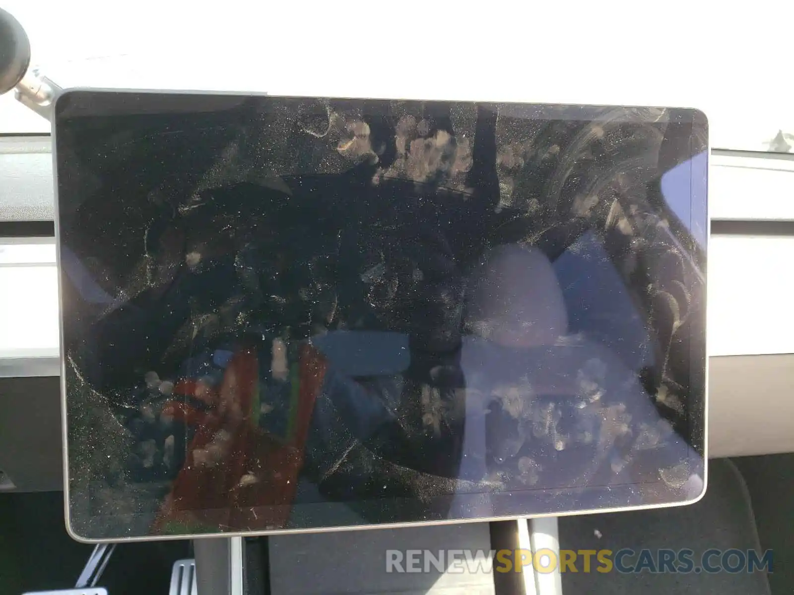 8 Photograph of a damaged car 5YJYGDEF6LF058879 TESLA MODEL Y 2020