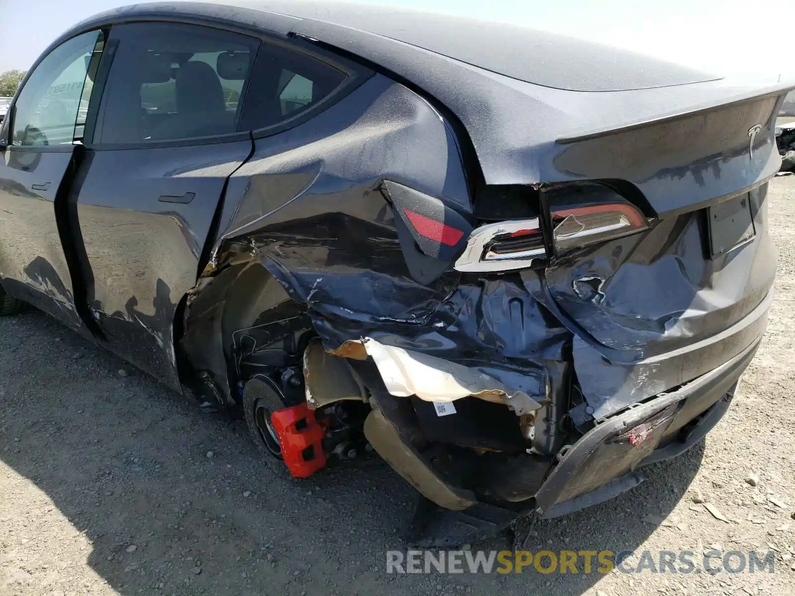 9 Photograph of a damaged car 5YJYGDEF6LF058879 TESLA MODEL Y 2020