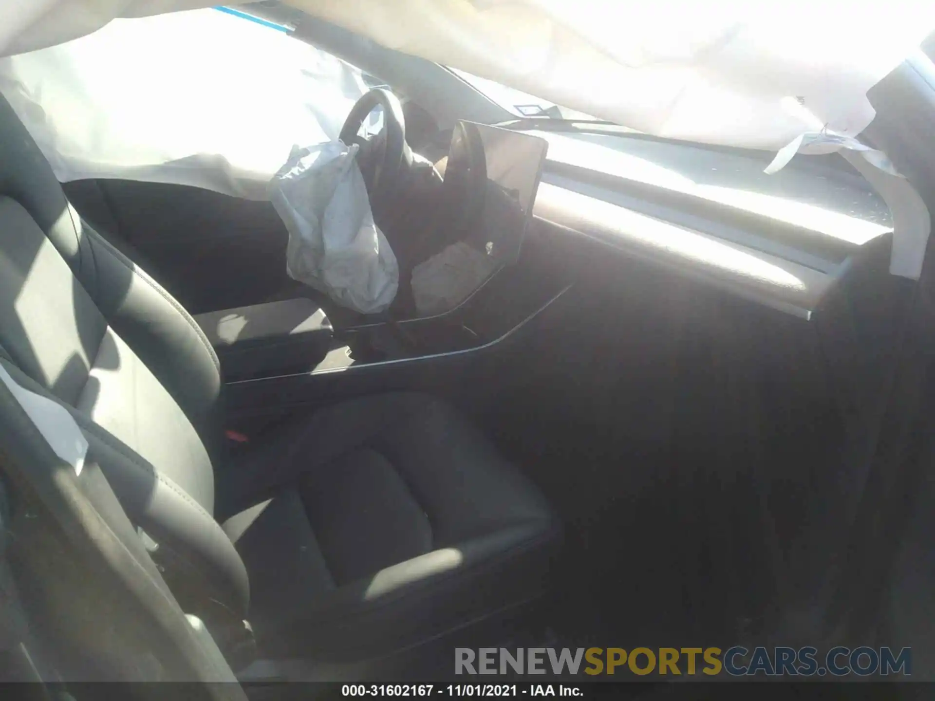 5 Photograph of a damaged car 5YJYGDEF7LF005821 TESLA MODEL Y 2020