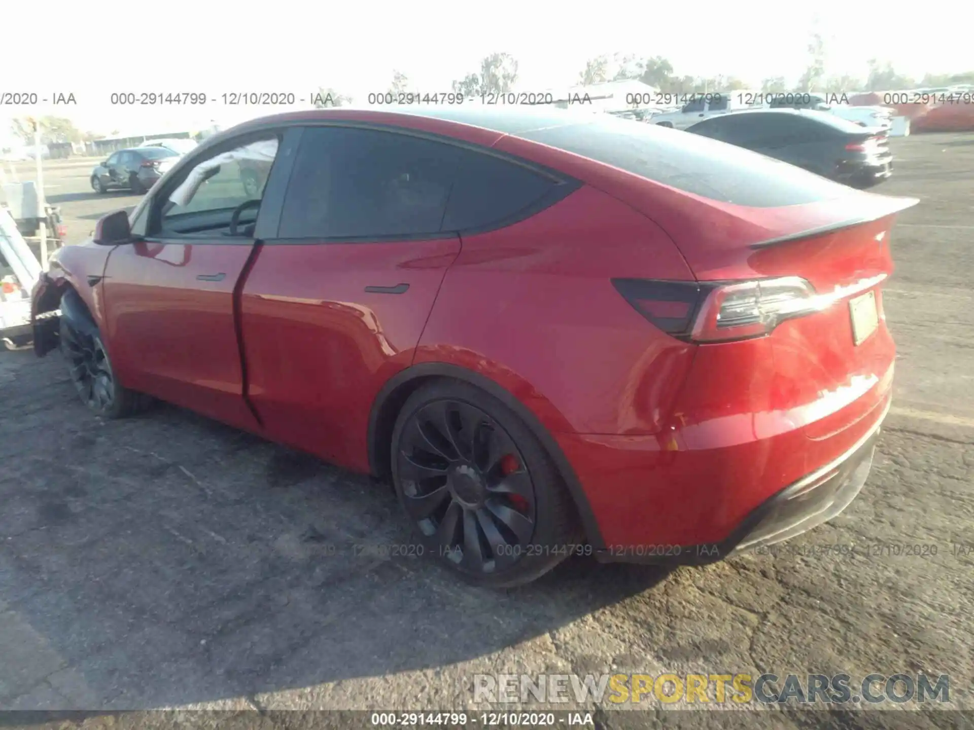 3 Photograph of a damaged car 5YJYGDEF7LF009772 TESLA MODEL Y 2020