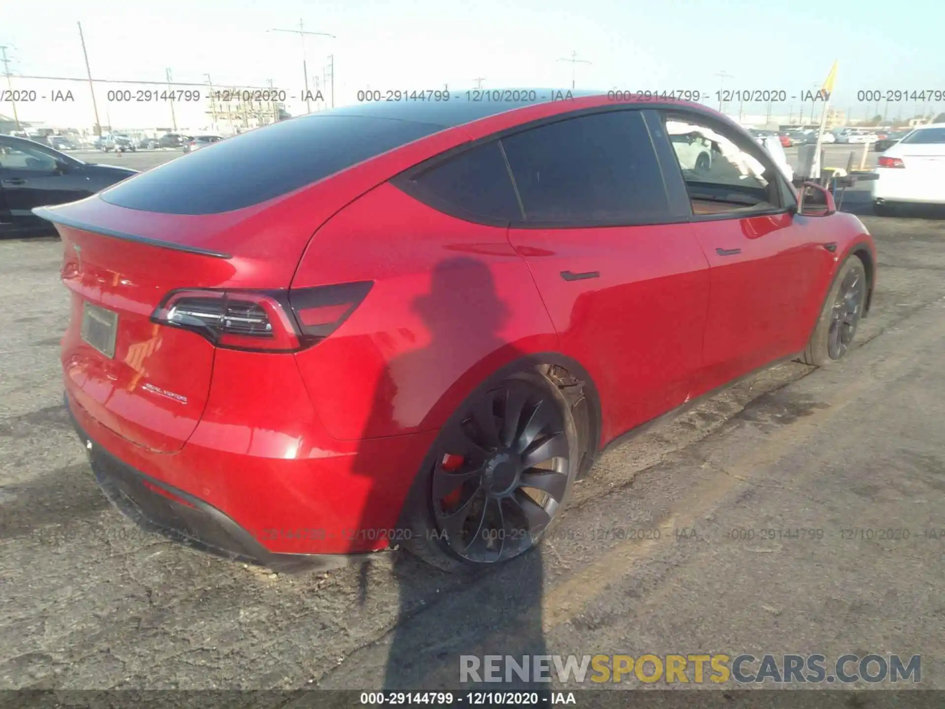 4 Фотография поврежденного автомобиля 5YJYGDEF7LF009772 TESLA MODEL Y 2020