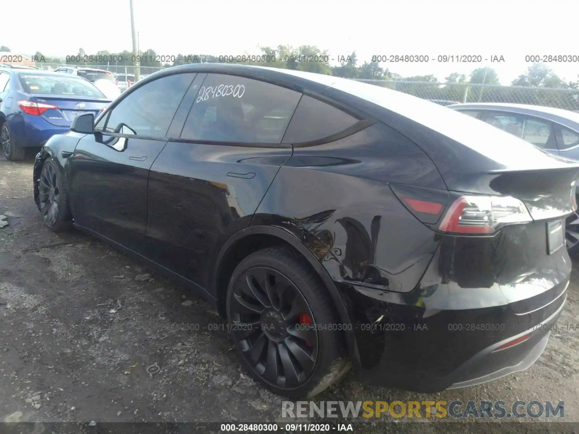 3 Photograph of a damaged car 5YJYGDEF7LF027902 TESLA MODEL Y 2020