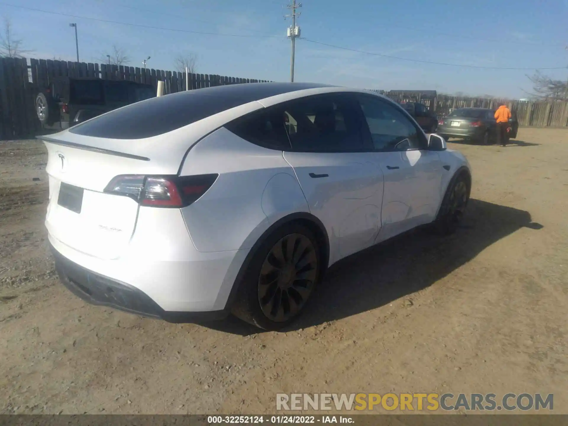 4 Photograph of a damaged car 5YJYGDEF7LF028063 TESLA MODEL Y 2020