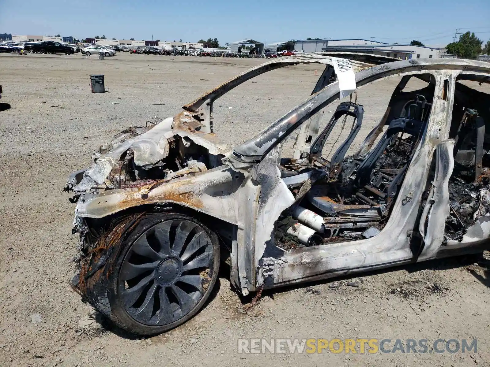 10 Photograph of a damaged car 5YJYGDEF7LF034395 TESLA MODEL Y 2020