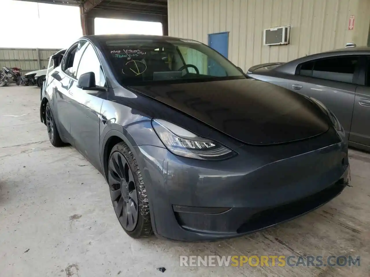 1 Photograph of a damaged car 5YJYGDEF8LF001003 TESLA MODEL Y 2020