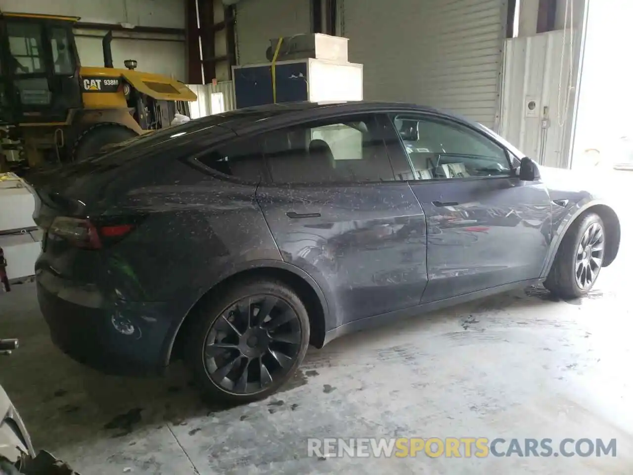 4 Photograph of a damaged car 5YJYGDEF8LF001101 TESLA MODEL Y 2020