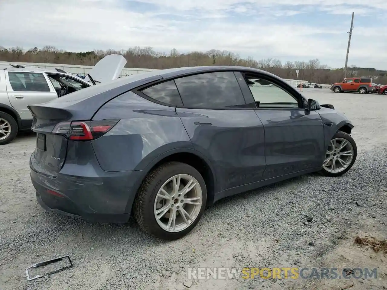 3 Photograph of a damaged car 5YJYGDEF8LF005939 TESLA MODEL Y 2020