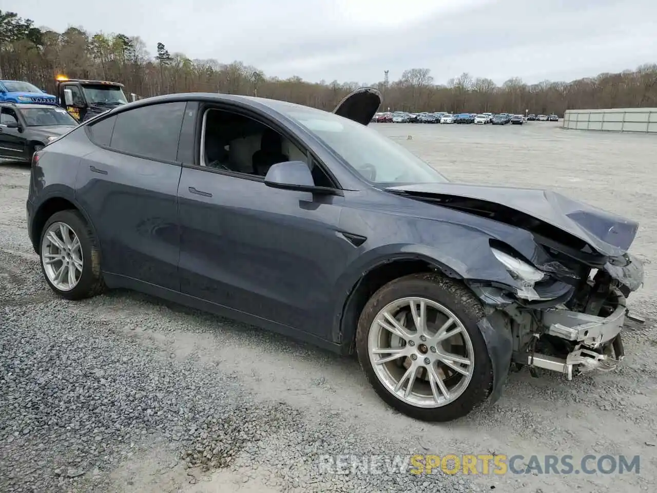 4 Photograph of a damaged car 5YJYGDEF8LF005939 TESLA MODEL Y 2020